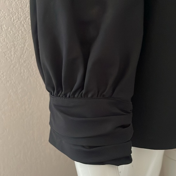 Krizia Italian designed black top - Picture 3 of 8